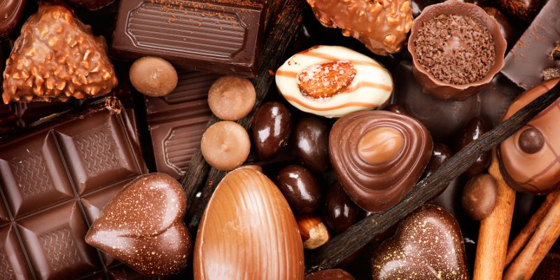 Os 6 Melhores Chocolates Meio Amargo em 2024: Sicao, Hershey’s e Mais